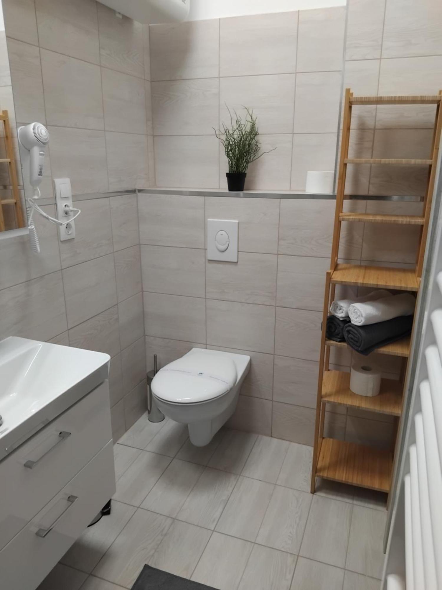 Szent Benedek Apartman Διαμέρισμα Fot Εξωτερικό φωτογραφία