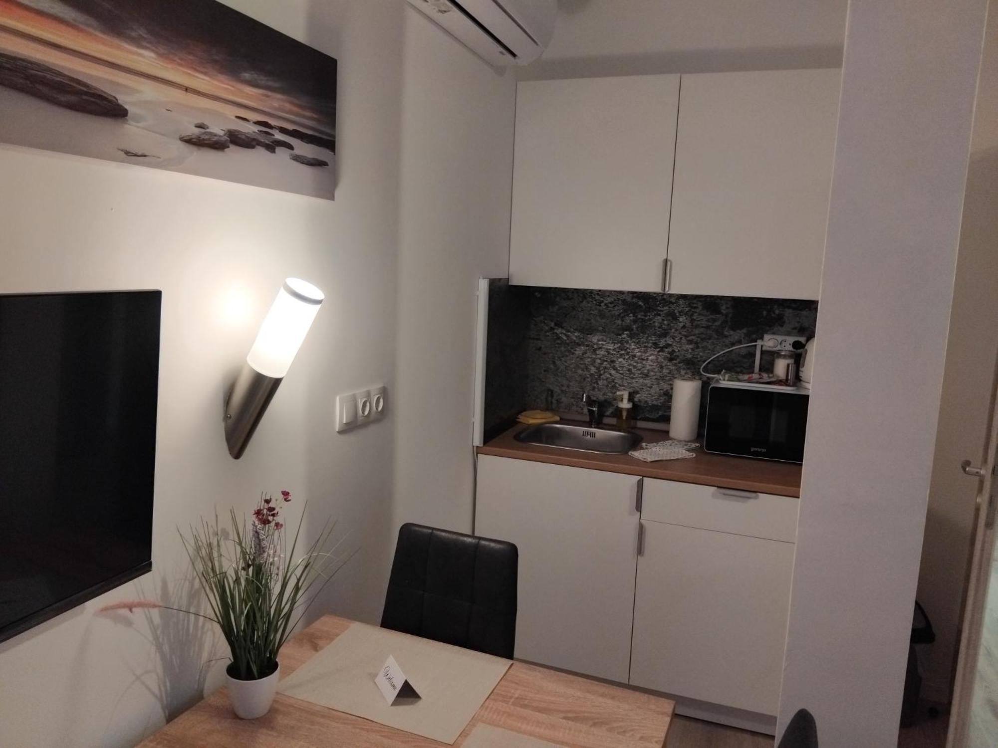 Szent Benedek Apartman Διαμέρισμα Fot Εξωτερικό φωτογραφία